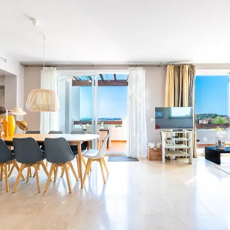 Apartamento Tortugas - Luxury Penthouse With Sea Views & Jacuzzi