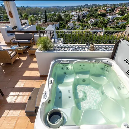 Tortugas - Luxury Penthouse With Sea Views & Jacuzzi Apartamento Marbella