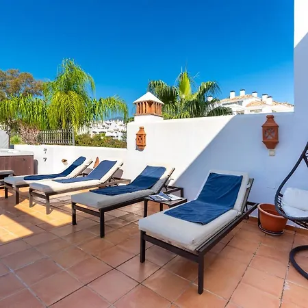Tortugas - Luxury Penthouse With Sea Views & Jacuzzi * 마르베야