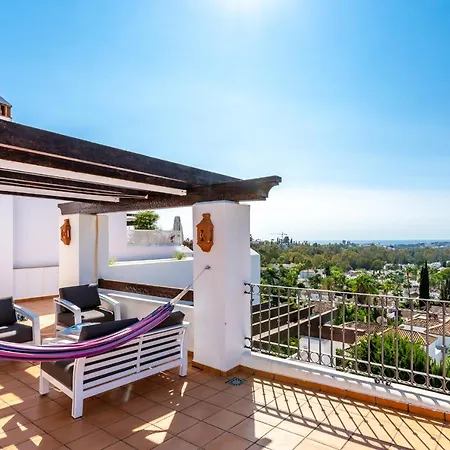 Tortugas - Luxury Penthouse With Sea Views & Jacuzzi 마르베야