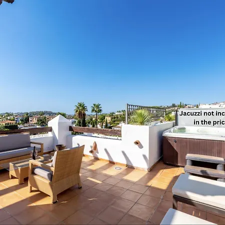 Tortugas - Luxury Penthouse With Sea Views & Jacuzzi 아파트